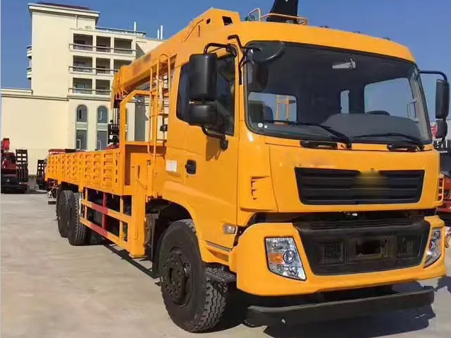隨車吊